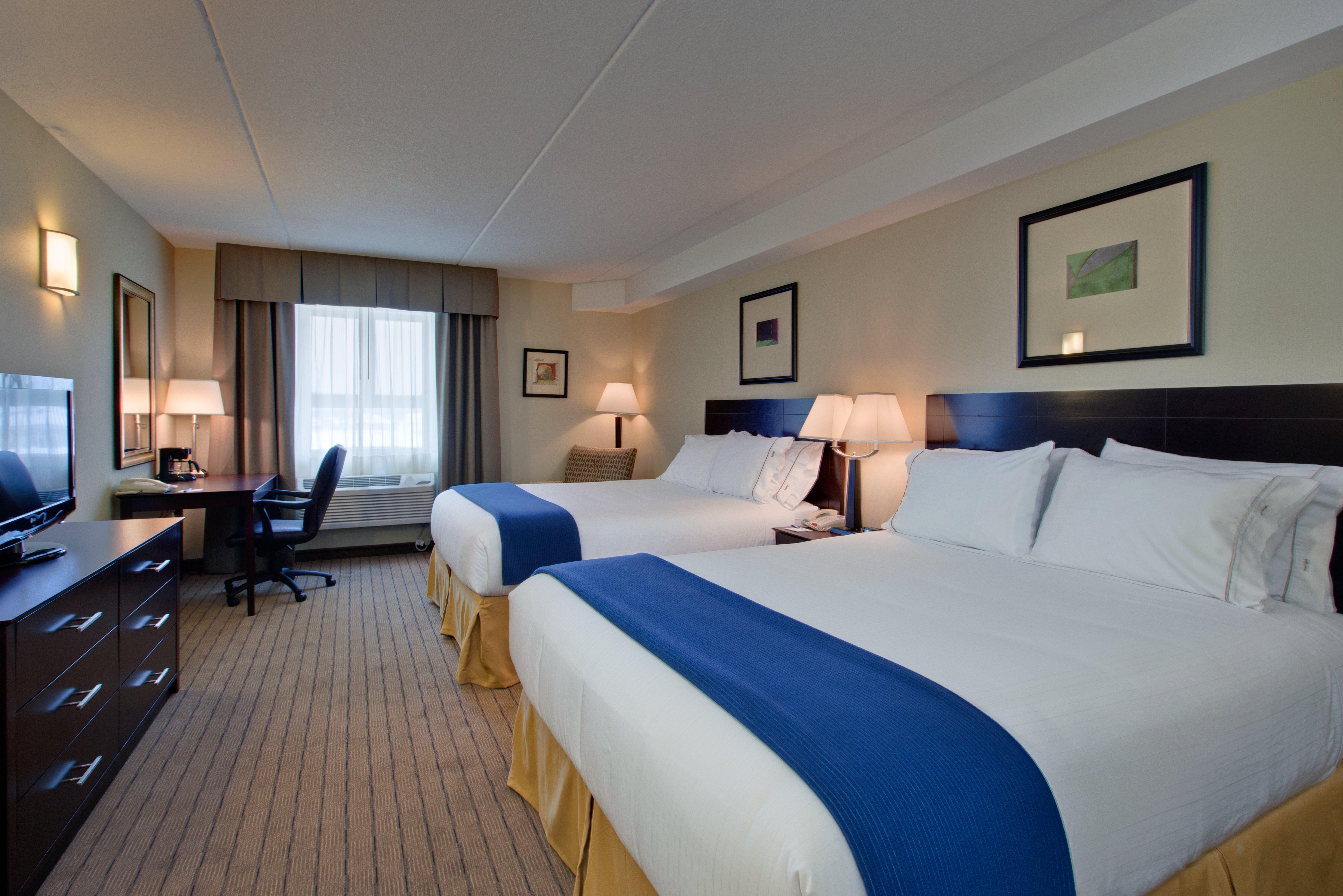 Comfort Inn & Suites Кинкардин Екстериор снимка