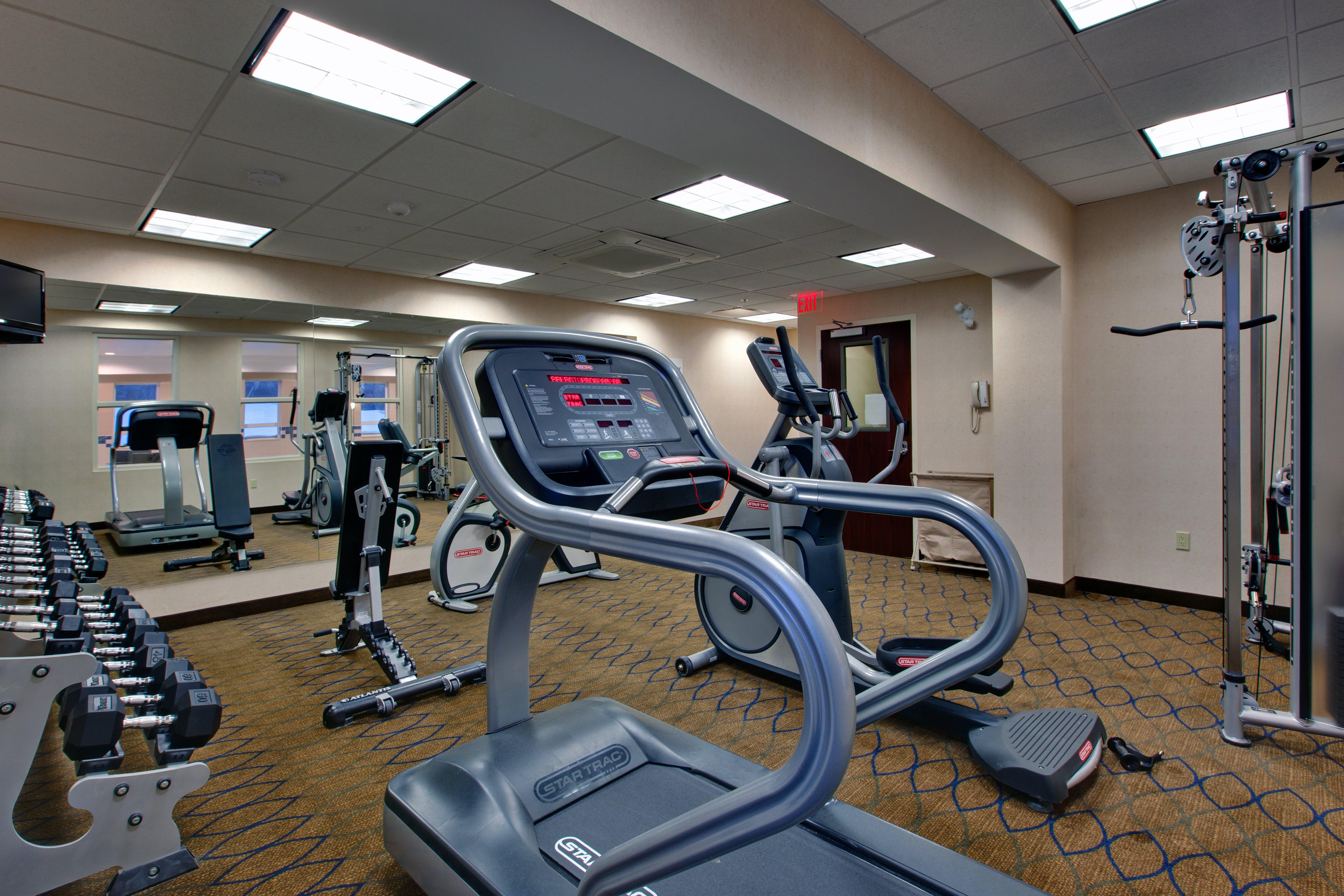 Comfort Inn & Suites Кинкардин Екстериор снимка