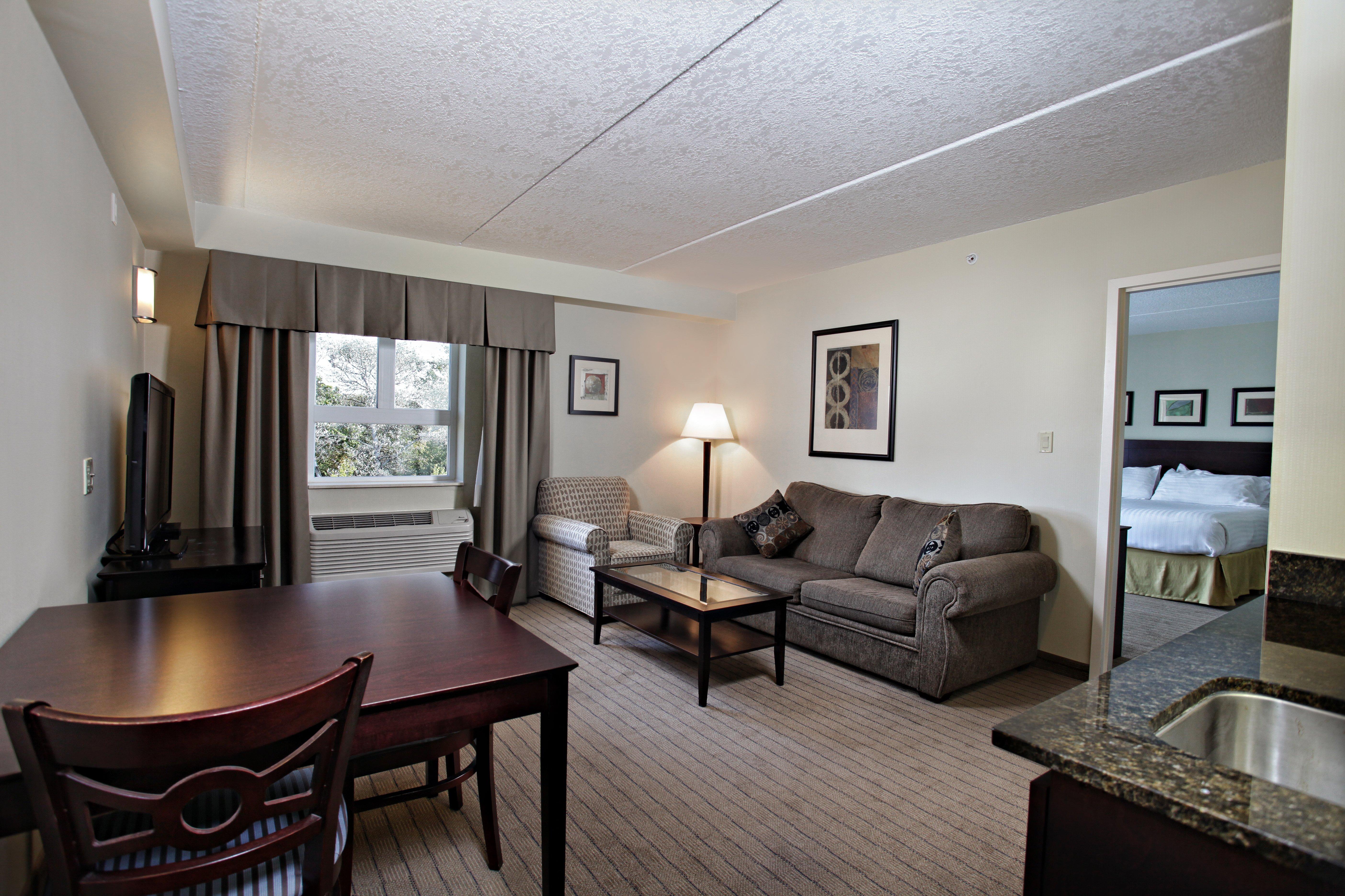 Comfort Inn & Suites Кинкардин Екстериор снимка