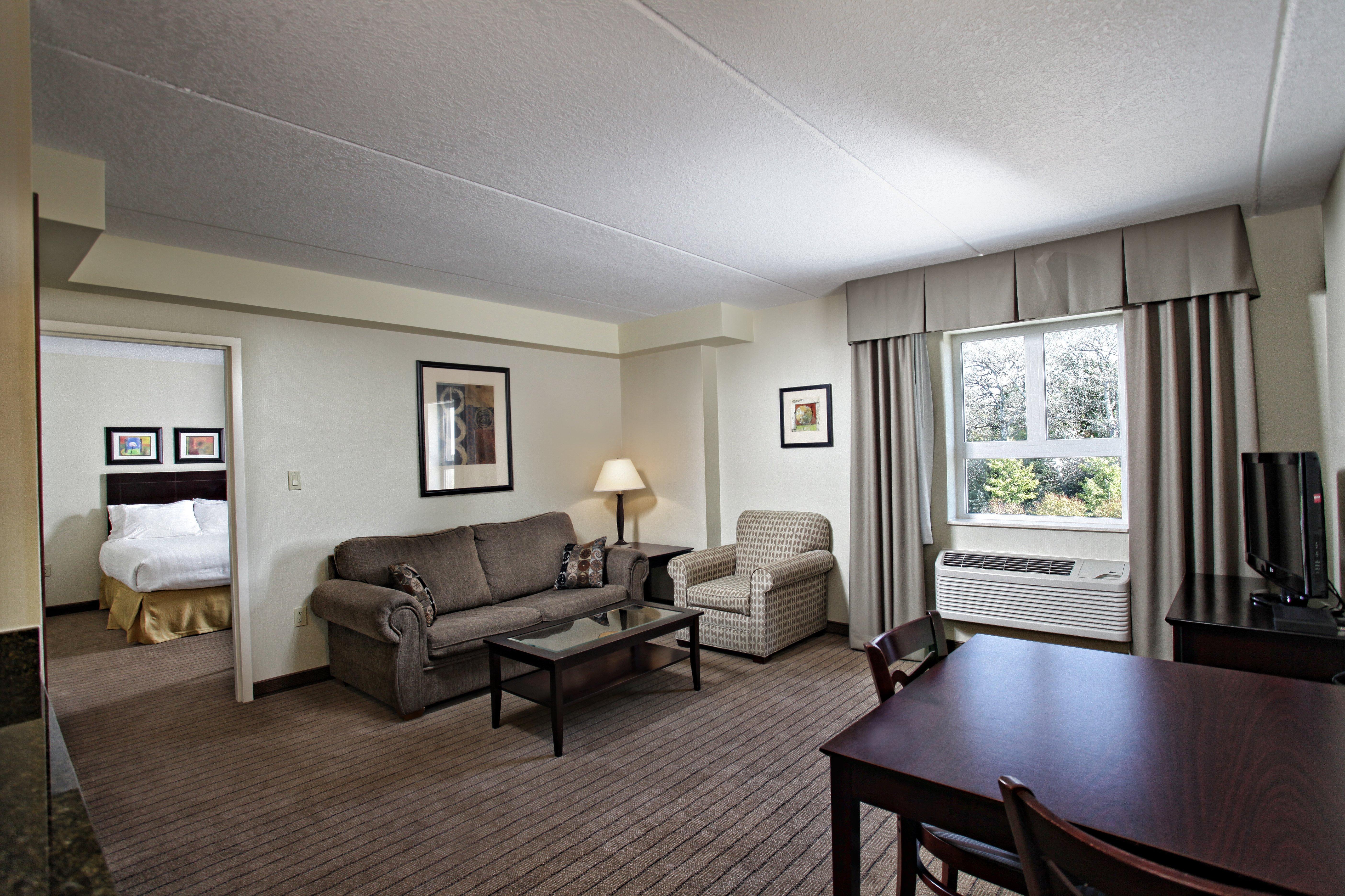 Comfort Inn & Suites Кинкардин Екстериор снимка